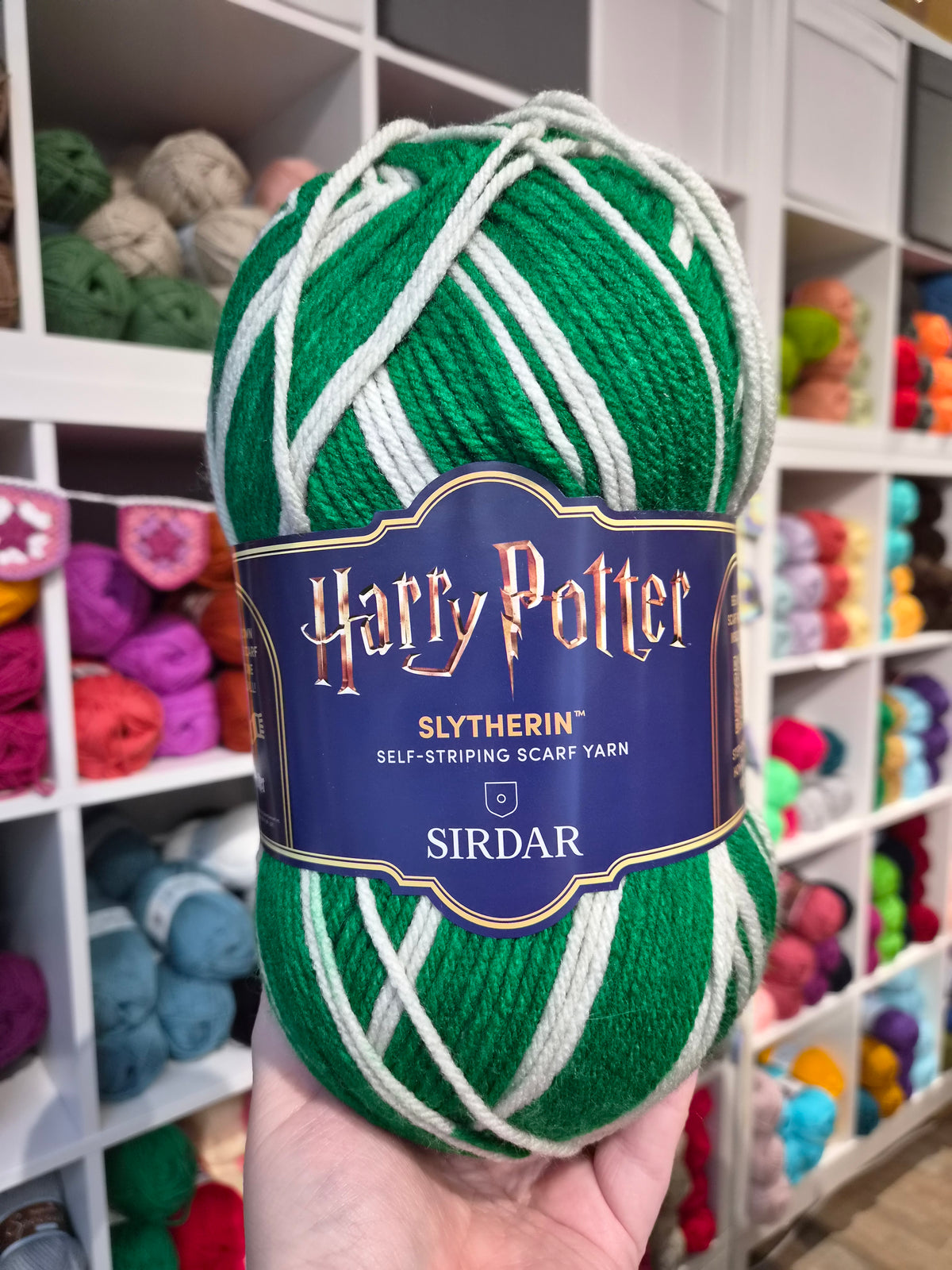 Sirdar Magical House Self-Striping Scarf Yarn – 300g Chunky