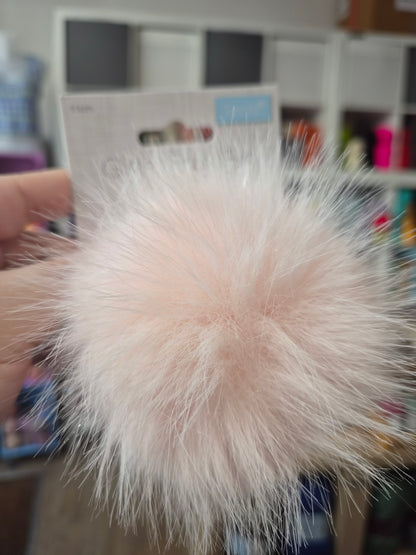 Trimits 11cm Faux Fur Pom Poms – Large Pom Poms for Hats, Scarves & Crafts