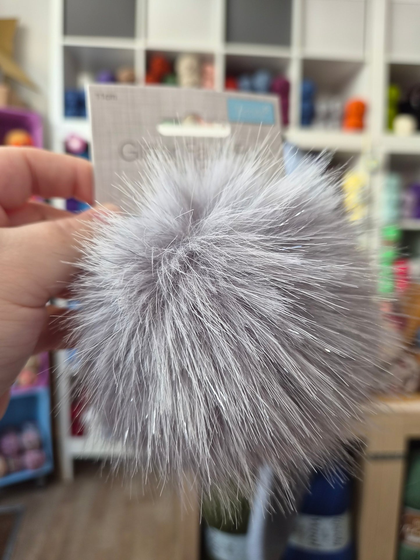 Trimits 11cm Faux Fur Pom Poms – Large Pom Poms for Hats, Scarves & Crafts
