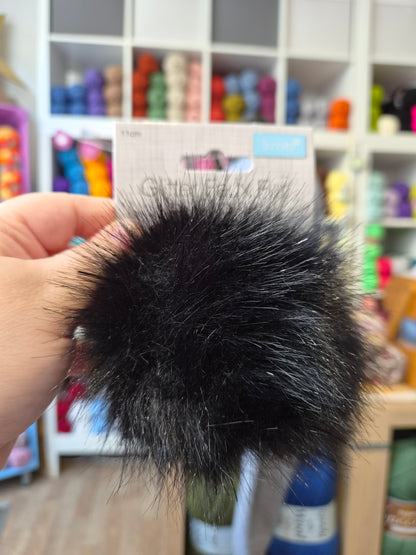 Trimits 11cm Faux Fur Pom Poms – Large Pom Poms for Hats, Scarves & Crafts