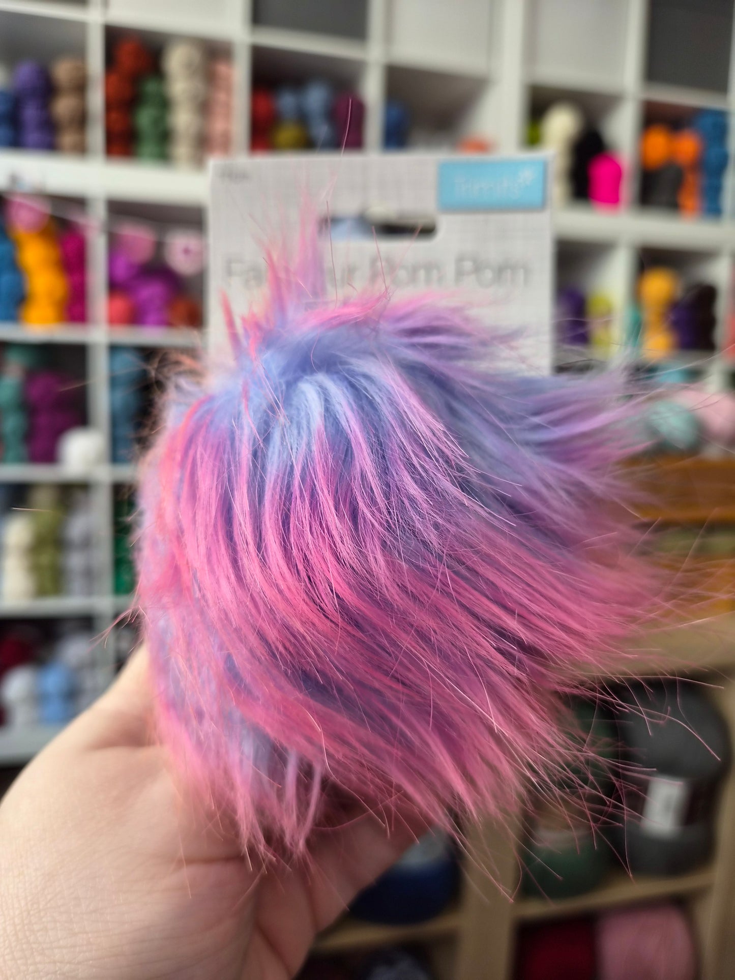 Trimits 11cm Faux Fur Pom Poms – Large Pom Poms for Hats, Scarves & Crafts